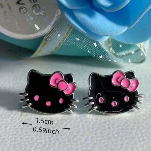 Hello Kitty Black Stud Earrings - Picture 4 of 4